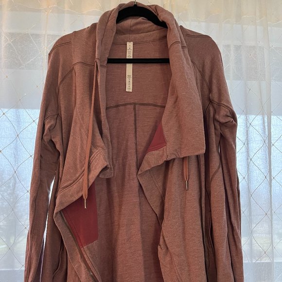 pink lululemon sweater - Picture 1 of 6